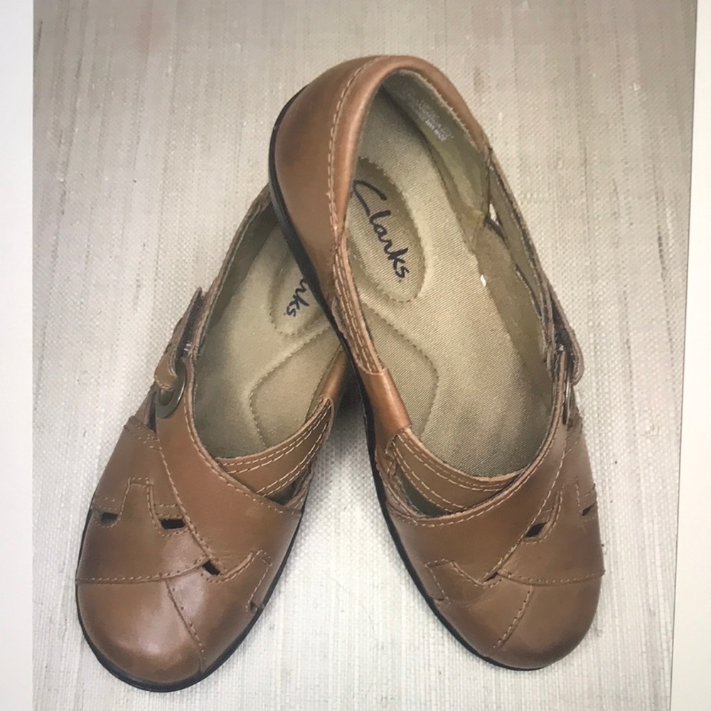 Clarks Brown Leather Mary Jane Flats with Buckle
